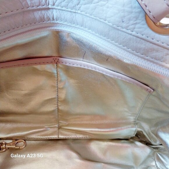 Michael Kors Beige Leather Tote Bag With Gold Metallic Interior & MK Charm - Picture 9 of 11